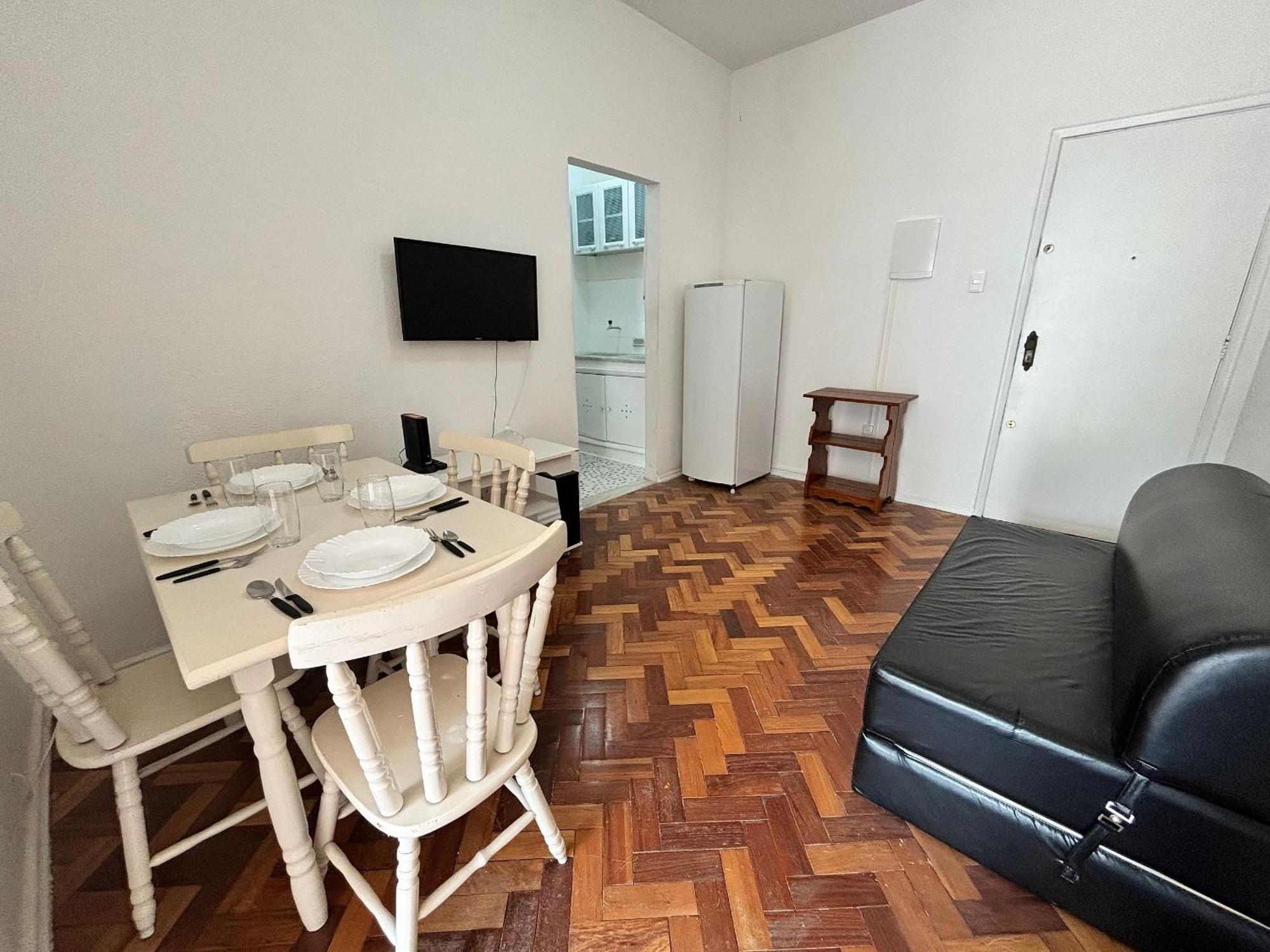 Apartemen Edificio Copamar